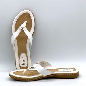 🤩SALE🤩NWOT BOC leather sandals